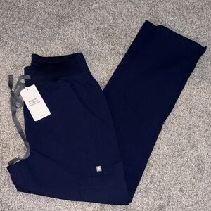 FIGS NWT Navy High Waisted Yola XS/Petite